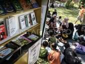 Kiat membangun budaya membaca dalam keluarga